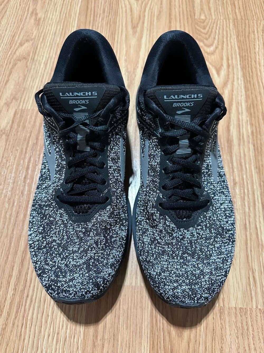 Brooks Launch 5